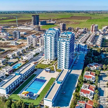 Apartment In Royal Life